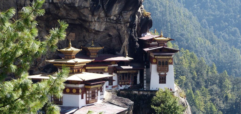 Bhutan Travel Guide