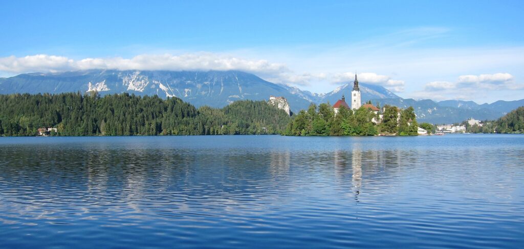 Slovenia Travel Guide